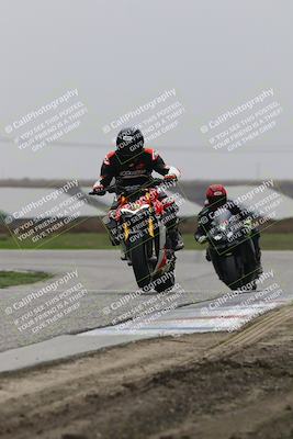 media/Nov-29-2025-TrackDaz (Sat) [[10ae2d9bce]]/A Group/Session 4 (Wheelie Bump)/